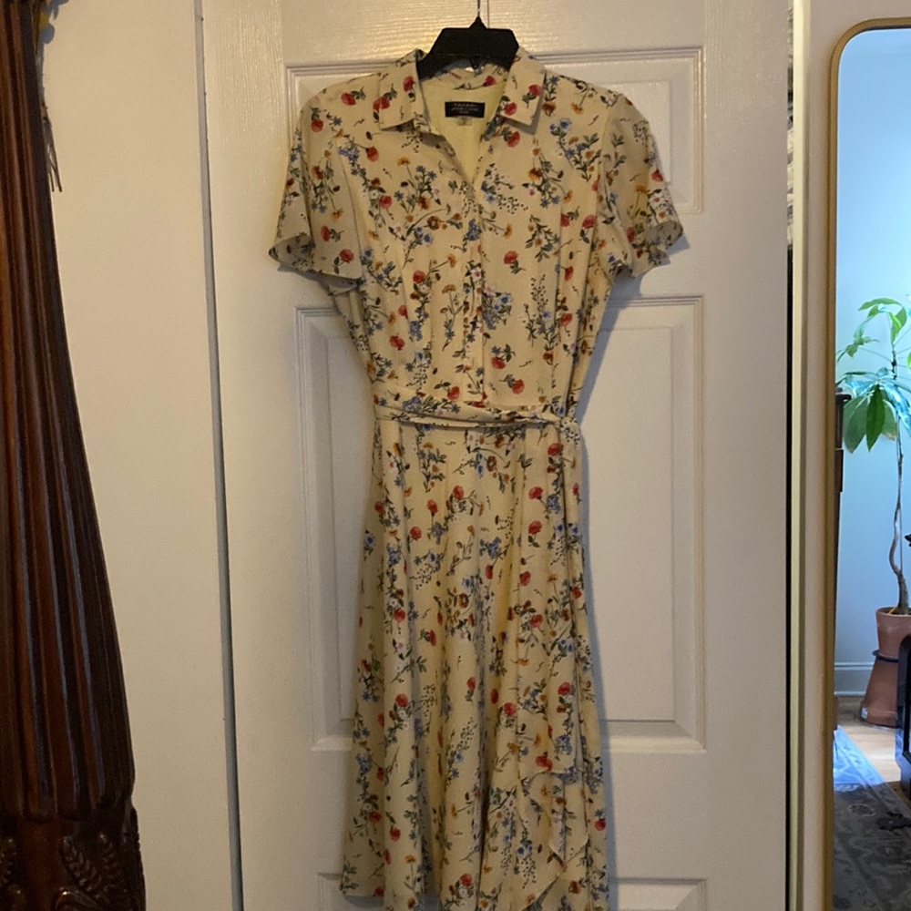 Tahari Yellow Floral Dress 8 Petite